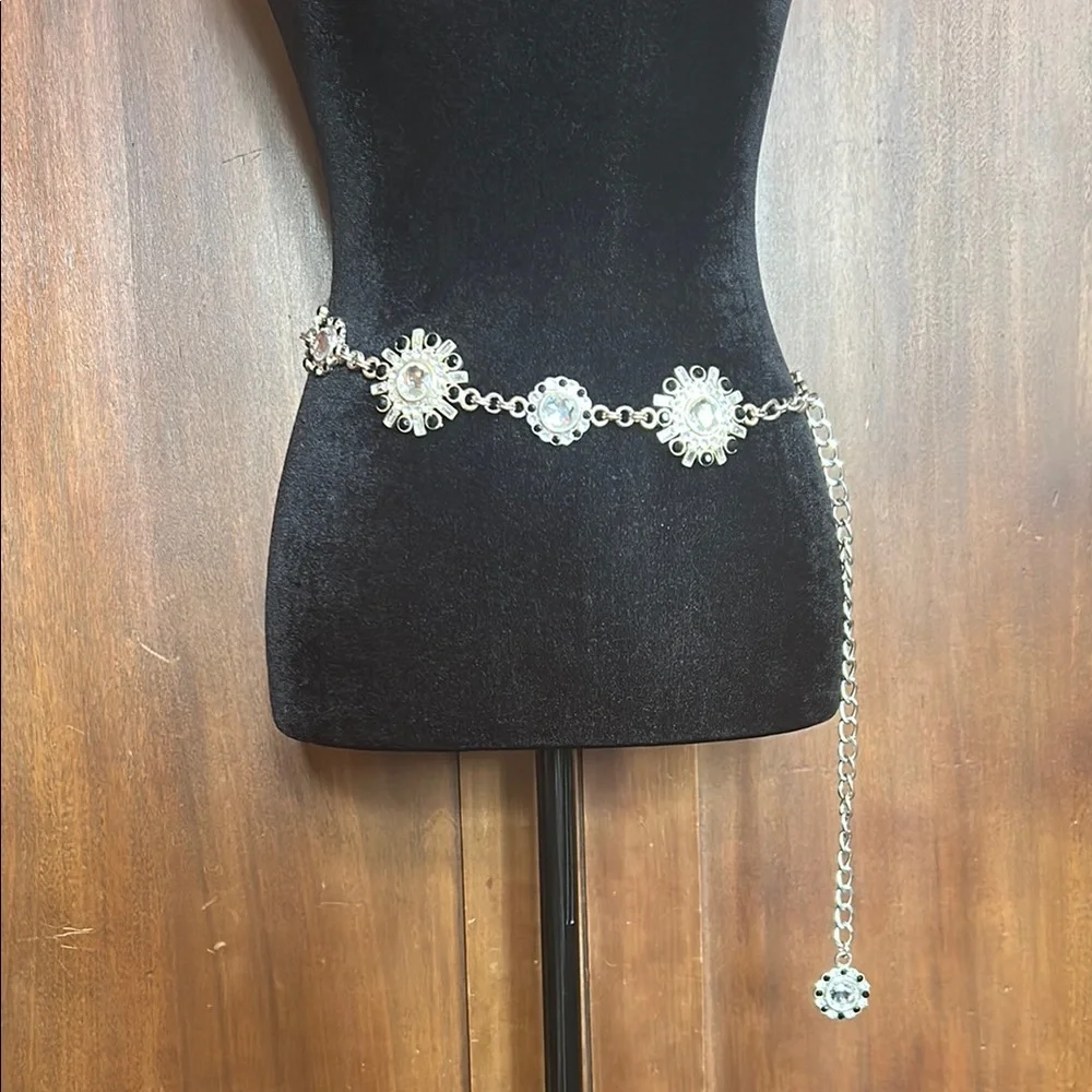 Stunning Silver Rhinestone Faux Onyx Chain Belt